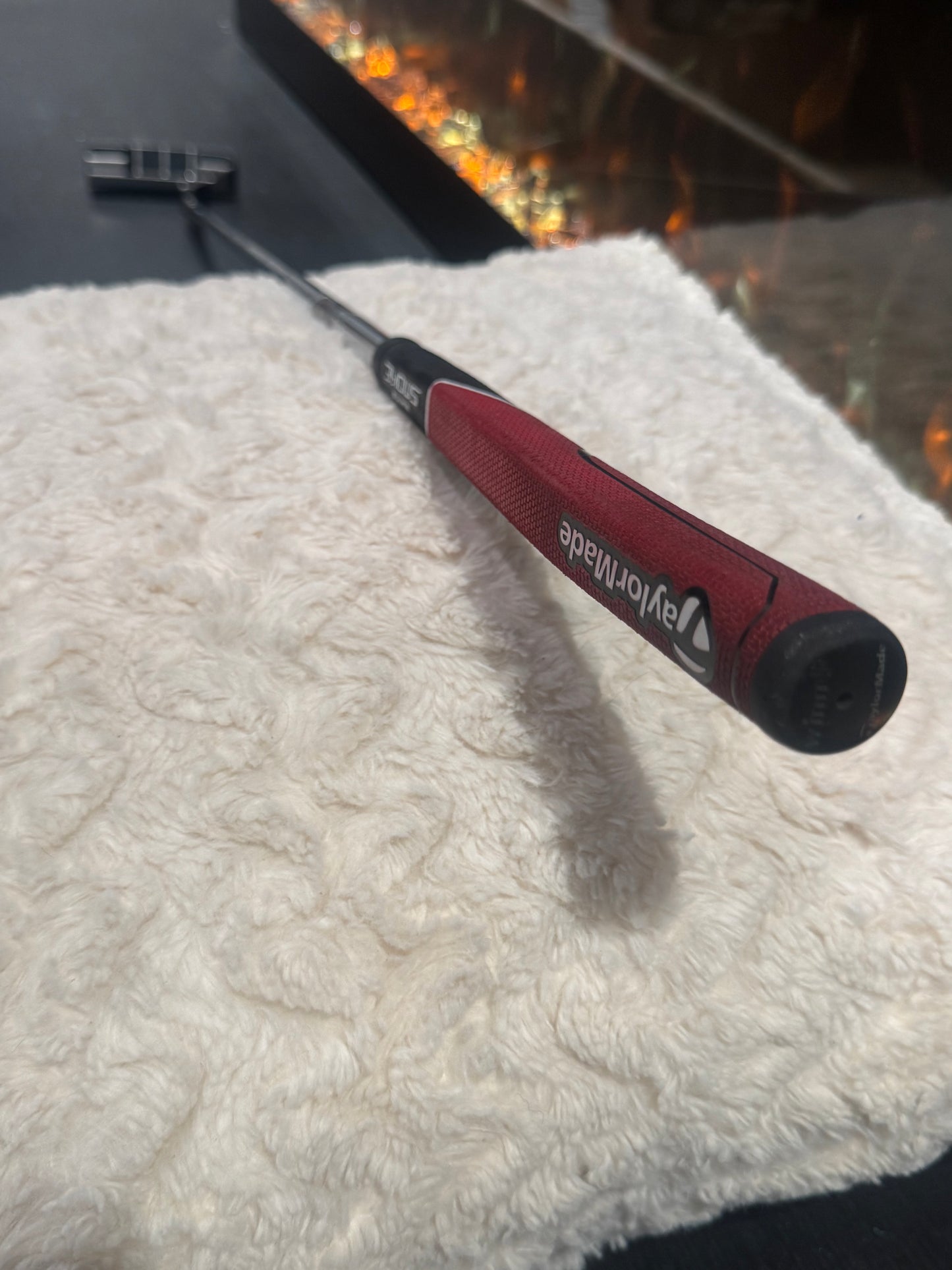 TAYLOR MADE WHITE SMOKE BLADE