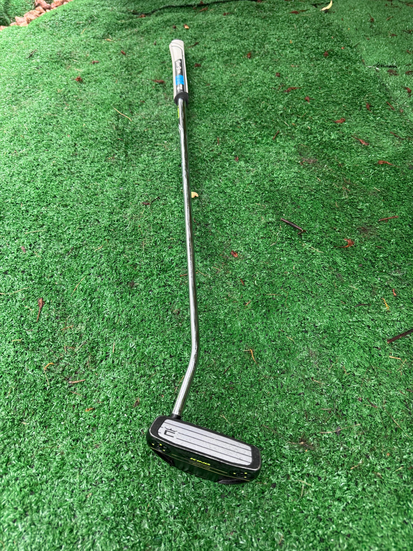 Cobra King Torino Putter - 35" - Face Balanced, Double Bend