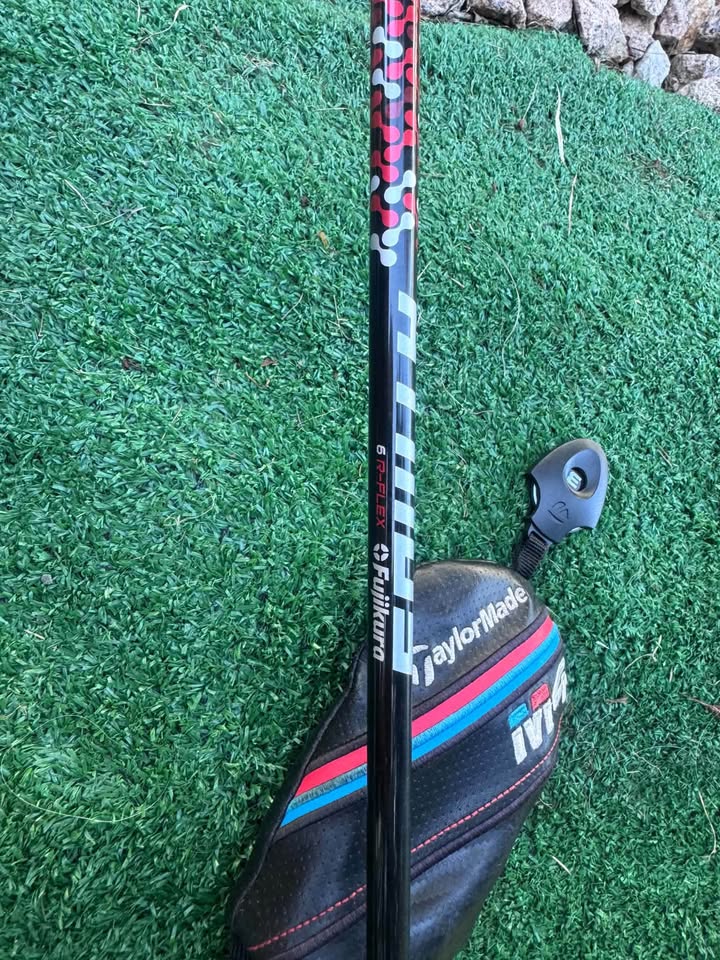 M4 TAYLOR MADD HYBRID GOLF CLUB