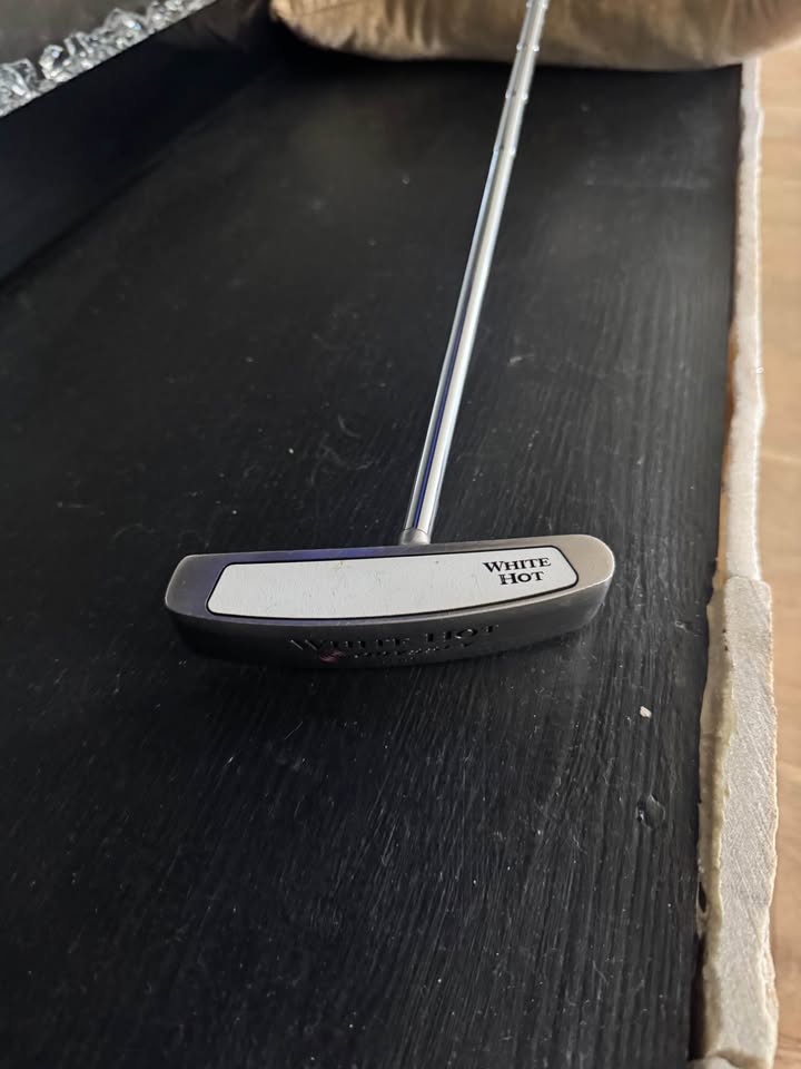 42” Sweeper ODYSSEY WHITE HOT PUTTER