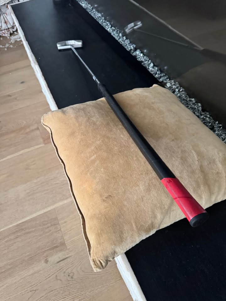 42” Sweeper ODYSSEY WHITE HOT PUTTER