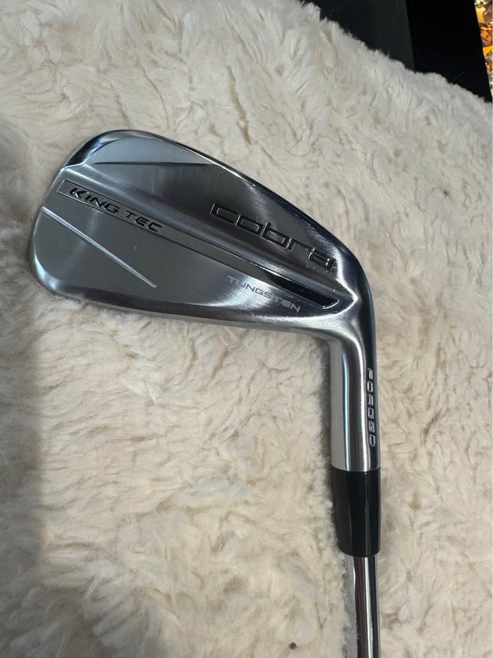 COBRA KING TEC 4 IRON