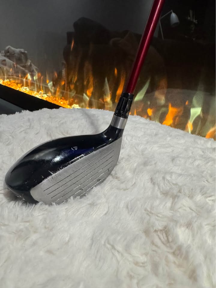 TAYLOR MADE R9 FAIRWAY 3W