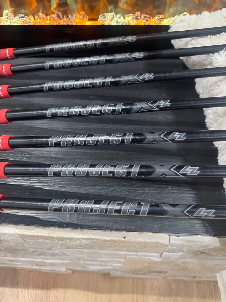 LMTD Titleist T100S Black 4-pw Iron set