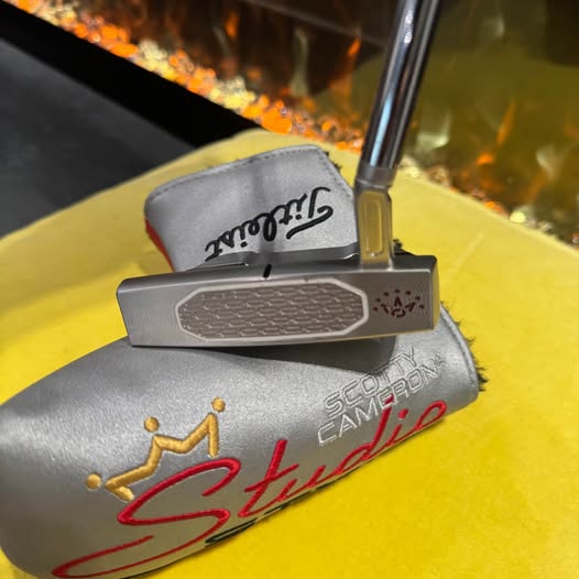 SOLD-SCOTTY CAMERON FASTBACK STUDIO SELECT