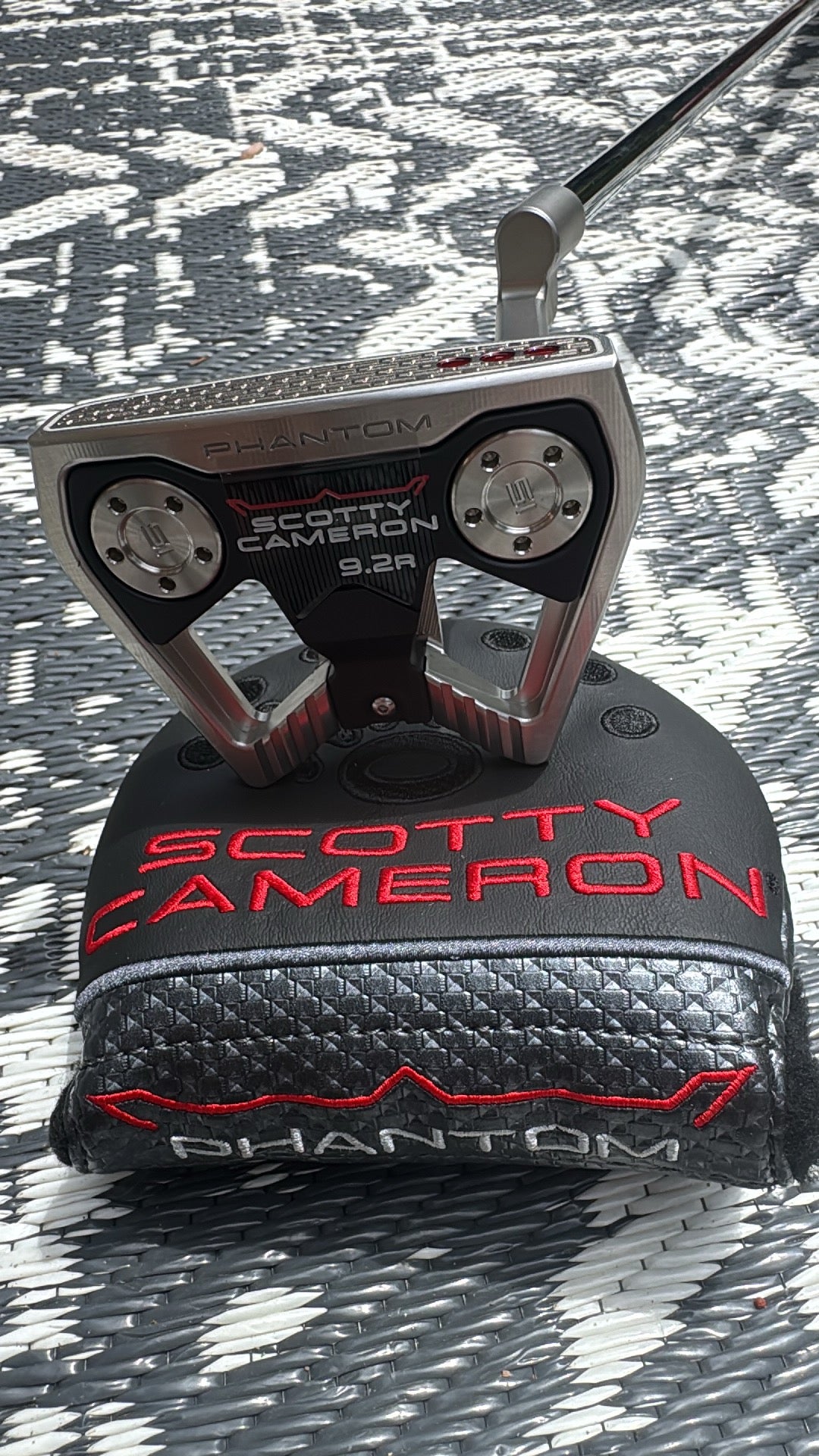 Scotty Cameron Phantom Black 9.2R Putter — With Headcover