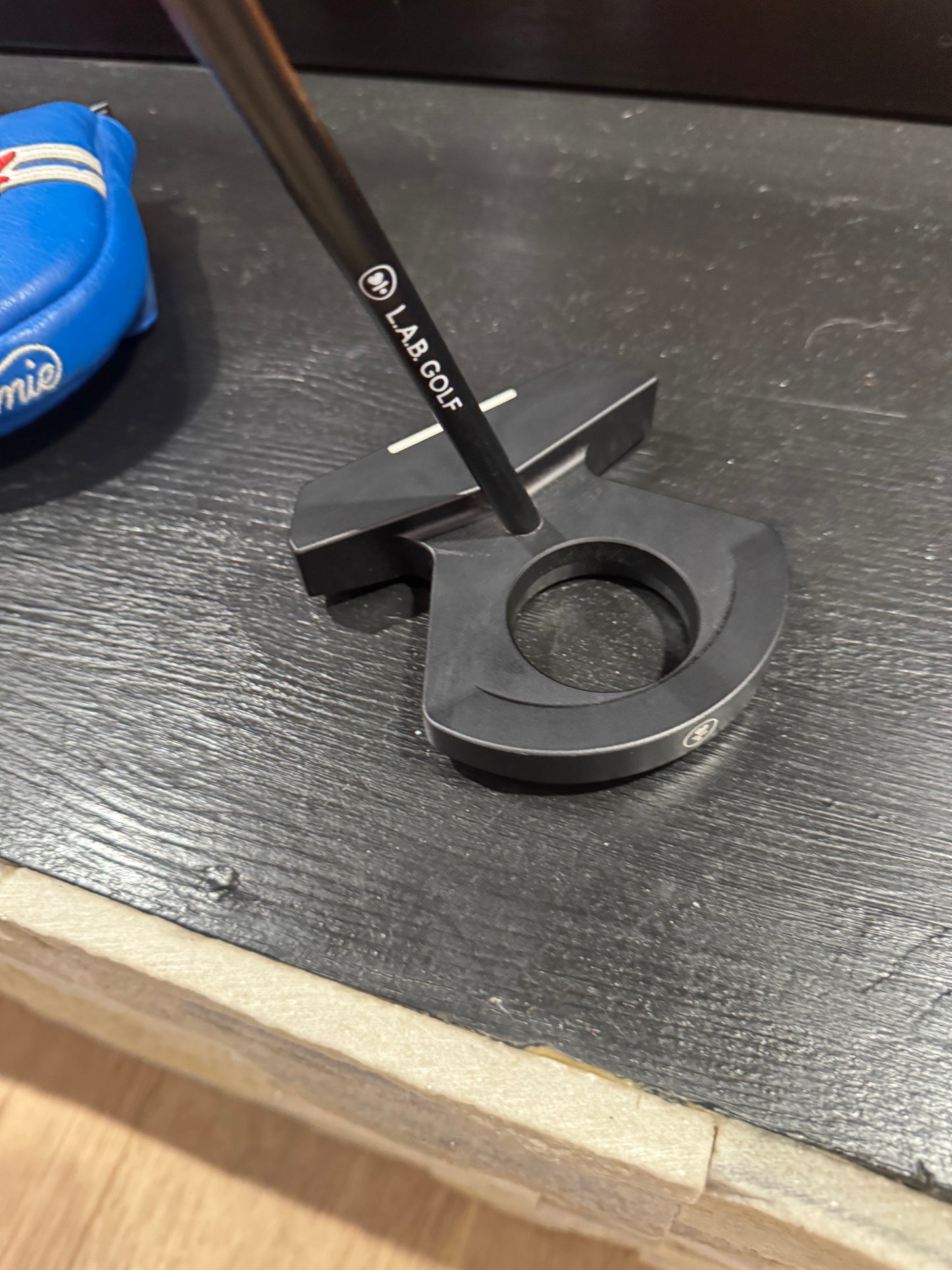 LAB DF3 WITH BLACK ACCRA SHAFT GOLF PUTTER