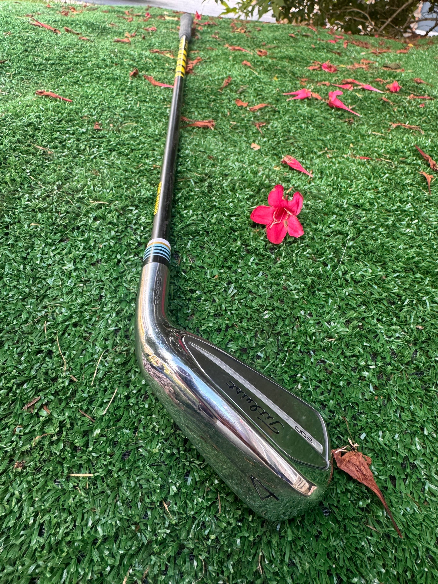 TITLEIST T200 GOLF IRON WITH UPGRADE SHAFT