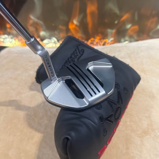 SCOTTY CAMERON 3.2 GOLF PUTTER