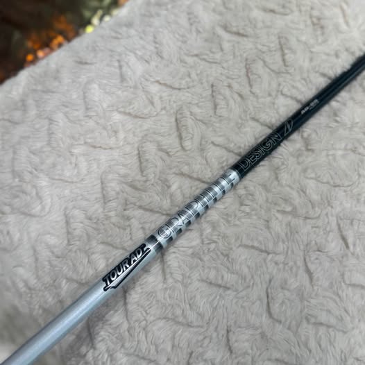 TITLEIST U505 UTILITY IRON TOUR AD
