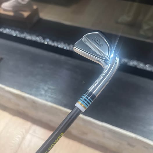 TITLEIST T200 GOLF IRON WITH UPGRADE SHAFT