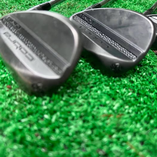 COBRA KING TEC GOLF IRON SET - 4-PW/GW 56/60