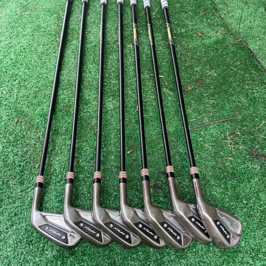 CALLAWAY APEX TCB - Xander Raw Oil Finish golf irons