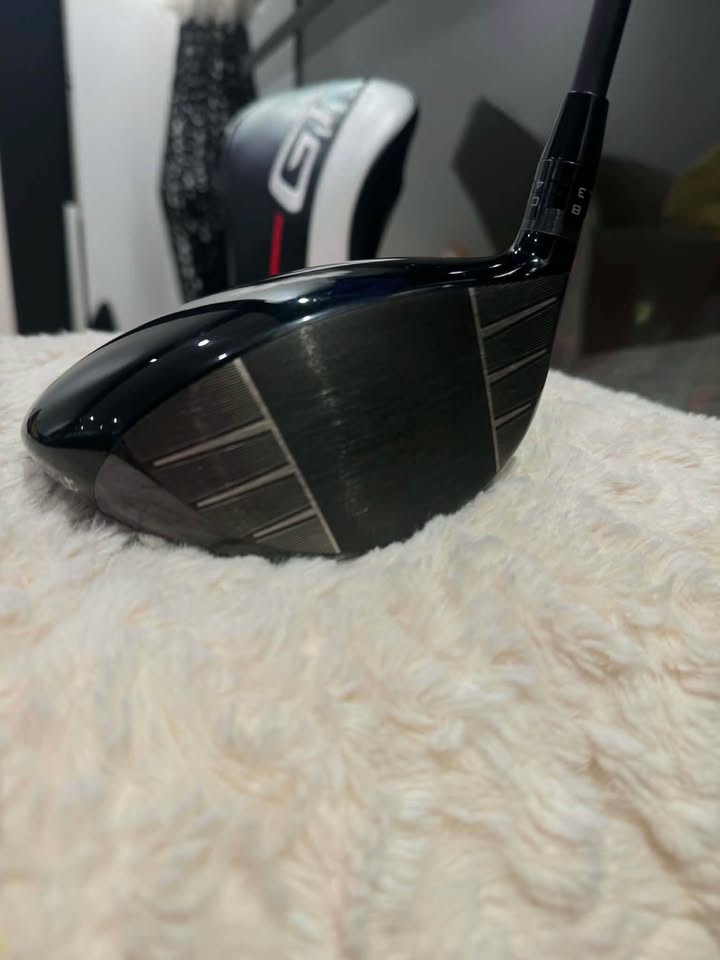 TITLEIST GT3 GOLF DRIVER
