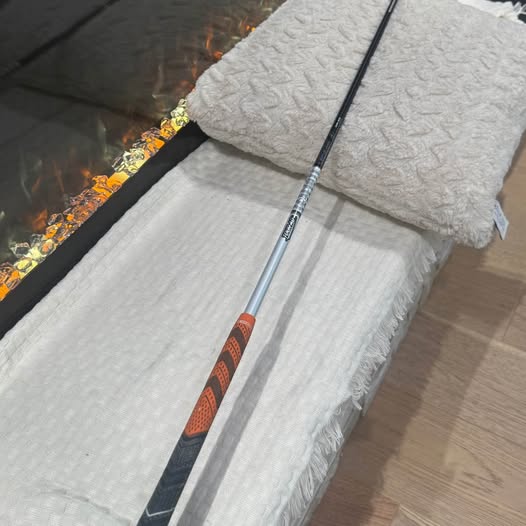 TITLEIST U505 UTILITY IRON TOUR AD
