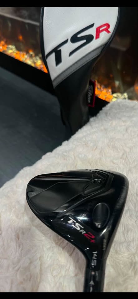 TITLEIST TSR2+ GOLF FAIRWAY