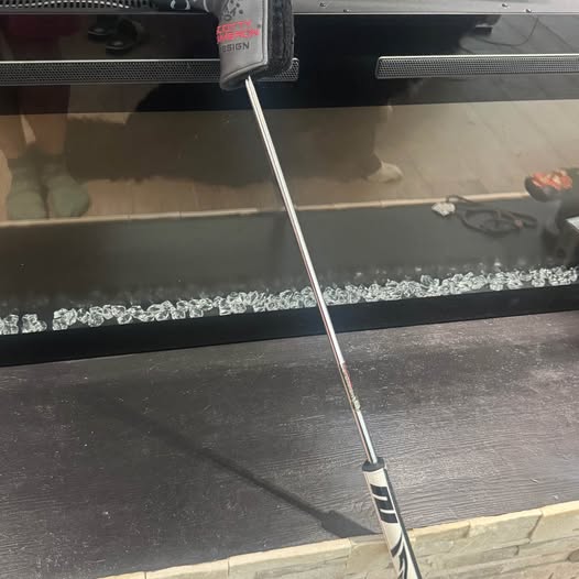 LH - SCOTTY CAMERON SUPER SELECT NEWPORT 2 GOLF