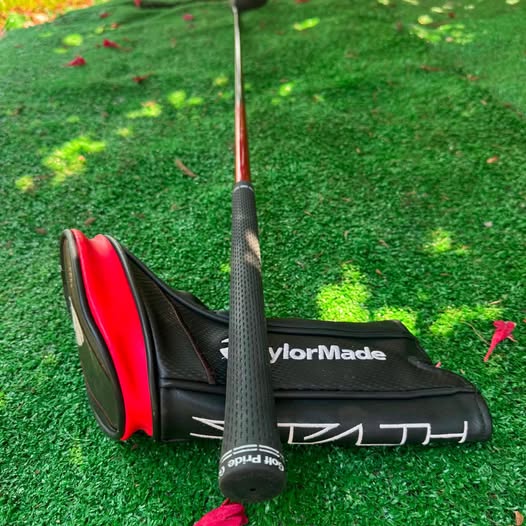 TAYLOR MADE STEALTH PLUS 3 wood golf fairway