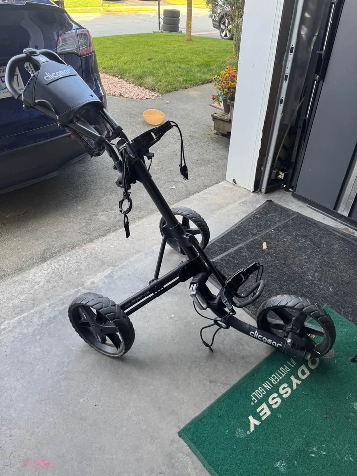 CLICGEAR GOLF PUSHCART