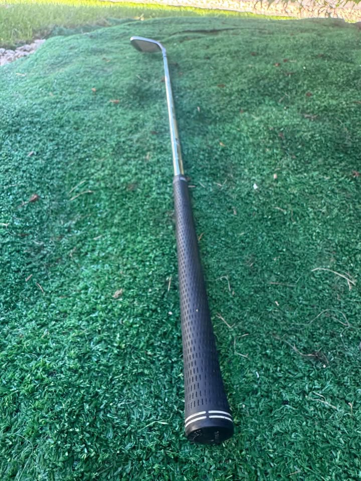 52 degree RTX4 CLEVELAND GOLF WEDGE
