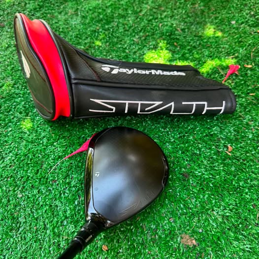 TAYLOR MADE STEALTH PLUS 3 wood golf fairway