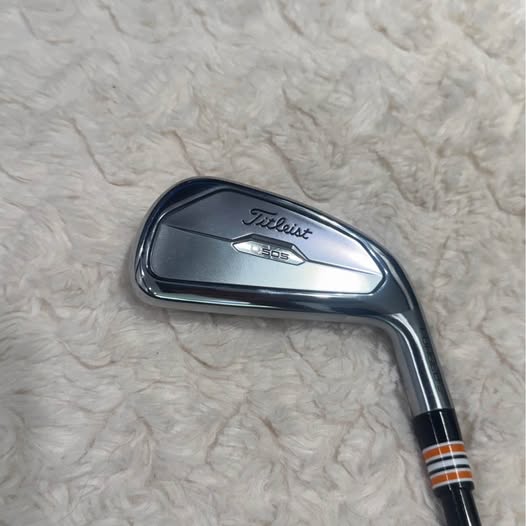 TITLEIST U505 UTILITY IRON TOUR AD