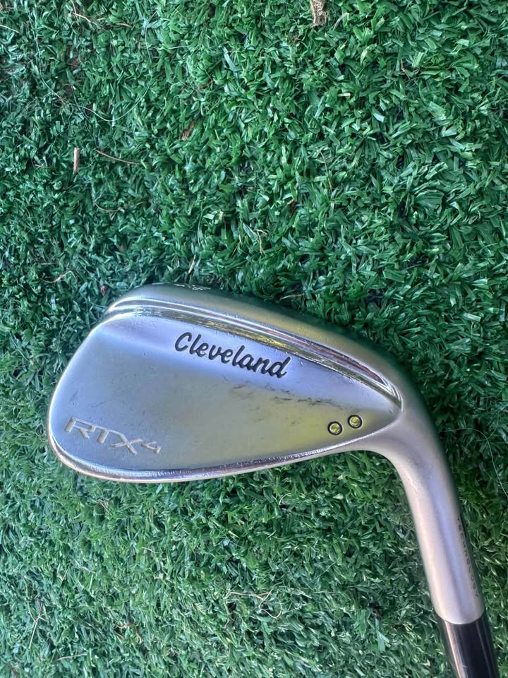 52 degree RTX4 CLEVELAND GOLF WEDGE