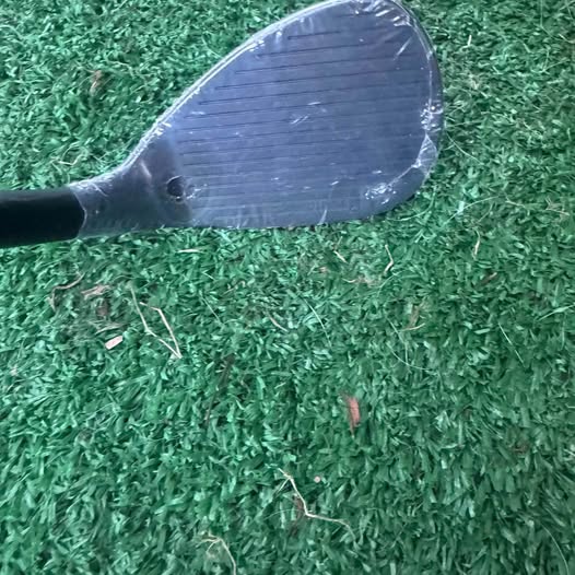 LH COBRA SNAKE BITE GOLF WEDGE