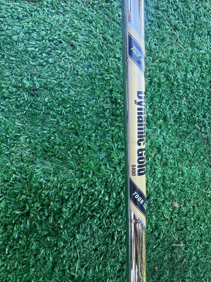 52 degree RTX4 CLEVELAND GOLF WEDGE