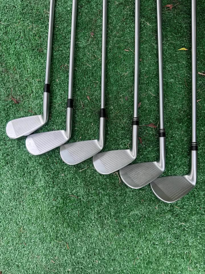 MIZUNO JPX921 TOUR IRON SET 5-pw - upgrade shafts