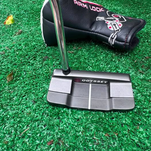 ODYSSEY ARM LOCK DOUBLE WIDE 40” PUTTER ⛳️